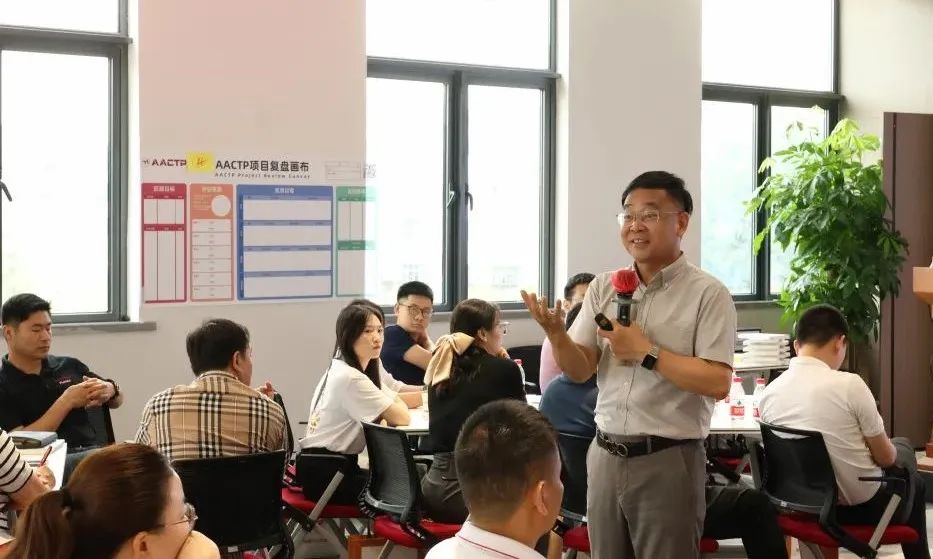 赋强人才生长 | “复盘中国行?走进bg大游”学习活动乐成举行